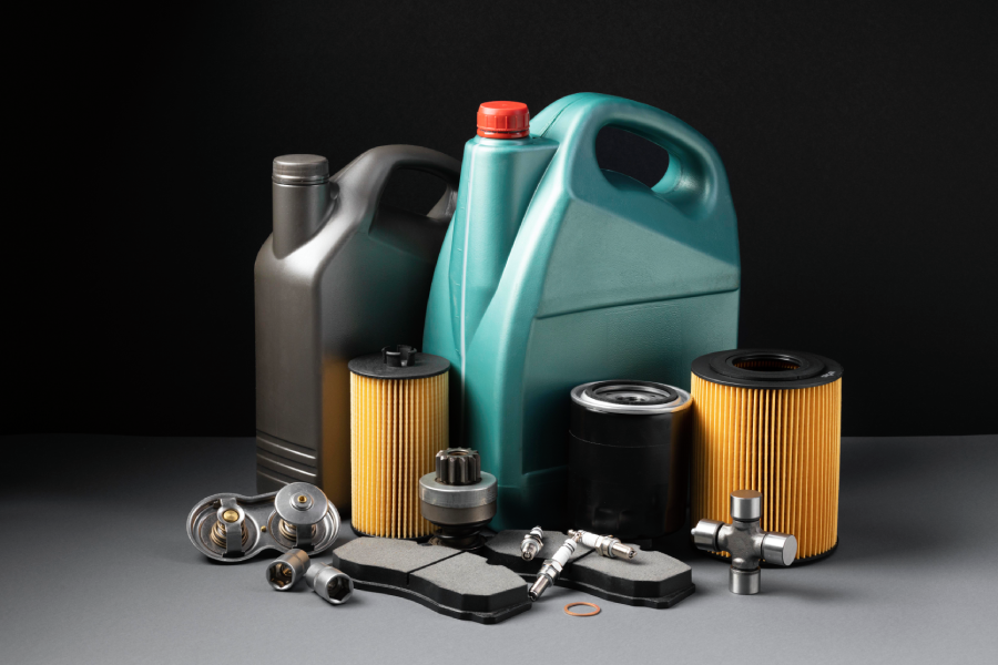 Synthetic vs. Conventional Engine Oil – What’s Right for You?